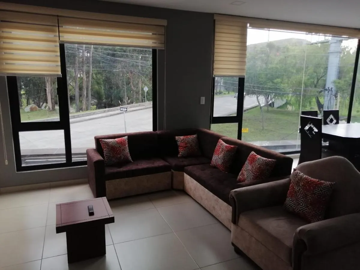 Apartamento Departamento Acogedor, Nuevo Y Amplio Cuenca