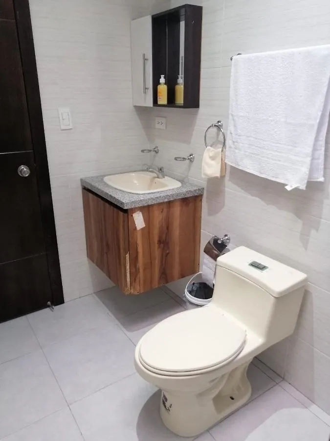 Departamento Acogedor, Nuevo Y Amplio Apartment Cuenca